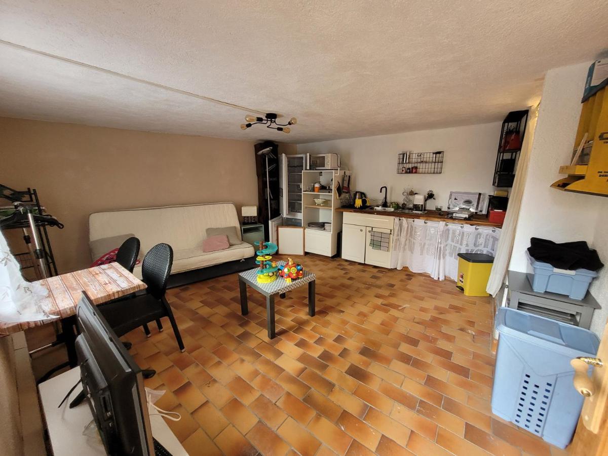 Superbe Studio Proches Toutes Commodites Place Du Marche De St Roch Daire Nice Dış mekan fotoğraf
